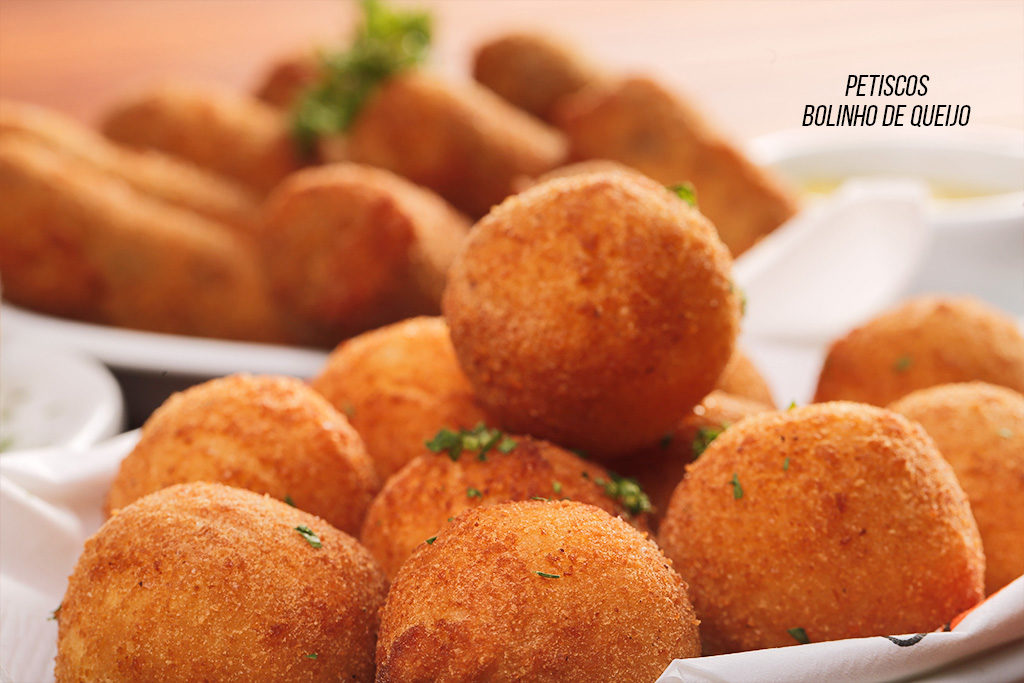 petiscos-bolinho-de-queijo-1024x683