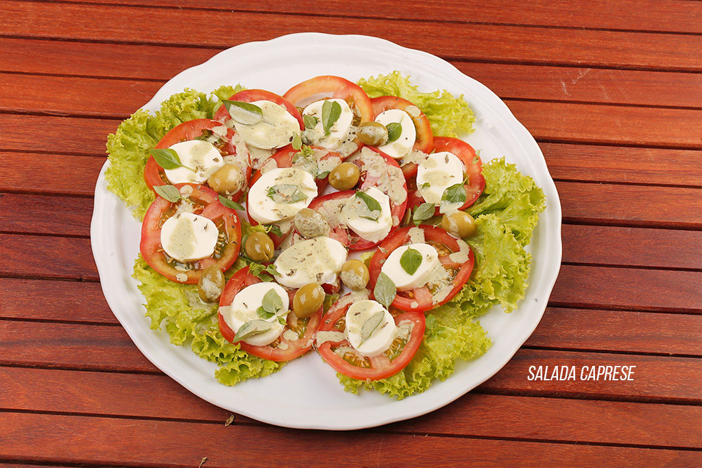 salada-caprese-1024x683